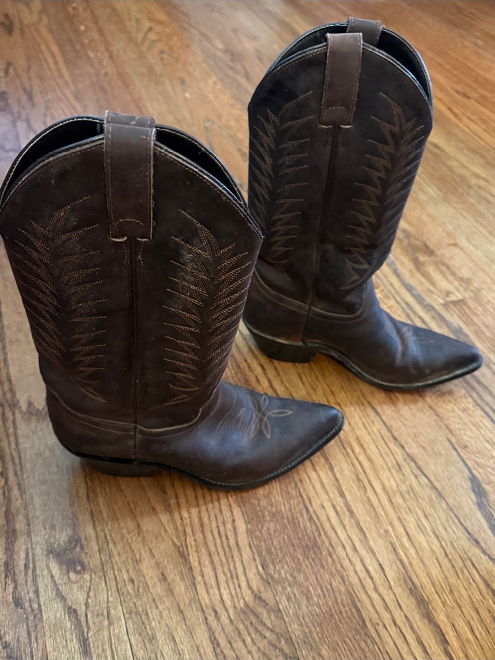 VINTAGE DIAMOND J BROWN LEATHER COWBOY BOOTS-WOMEN'S SIZE 7